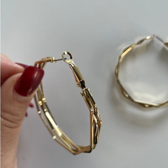 Ettika Earrings Womens Jewelry Gold Round Hoop Geo Revolve Layered Medium - Picture 4 of 5